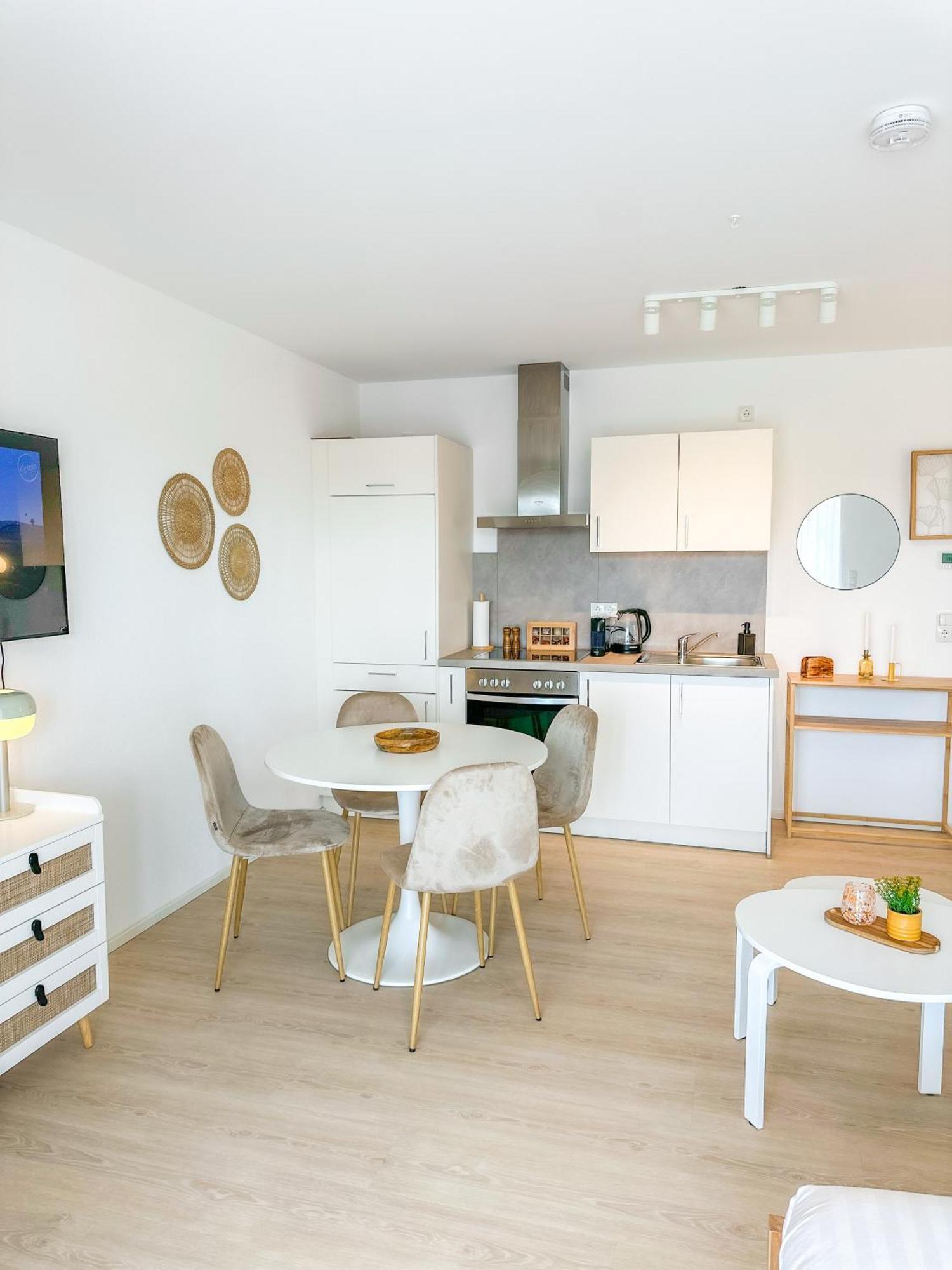 Thesunset Club - Studio II - Kueche - Balkon - Parken Memmingen Ngoại thất bức ảnh